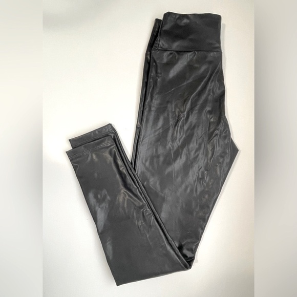 NWOT Black Faux Leather Leggings - Picture 12 of 13